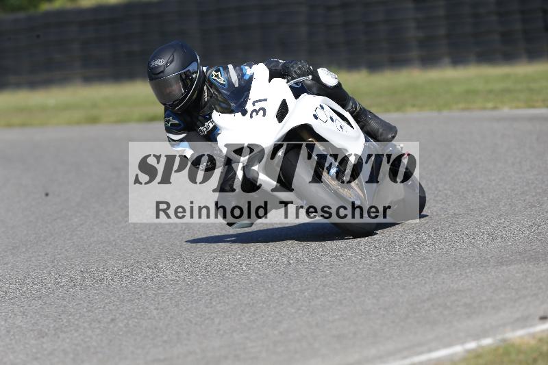 Archiv-2025/49 26.08.2025 Cornu Master School ADR/blau-bleu/31